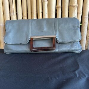 Gia Da Ovolaro Gray Clutch With tortoise handle